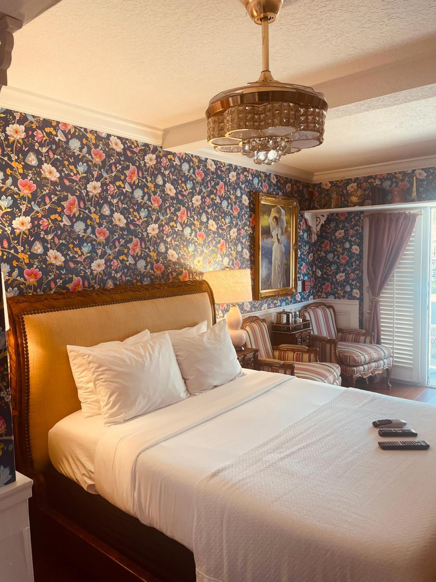 Hotel Casablanca On The Bay 4*